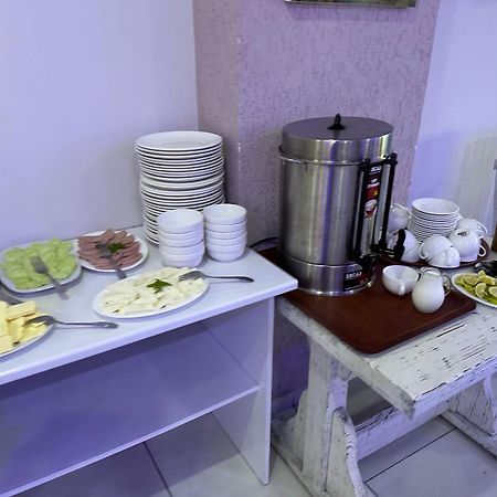 Hotel Nica Kobuleti Esterno foto