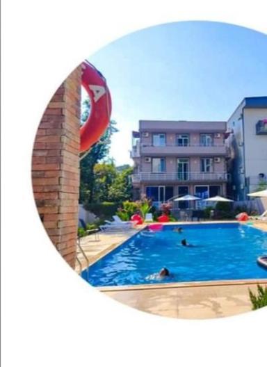 Hotel Nica Kobuleti Esterno foto