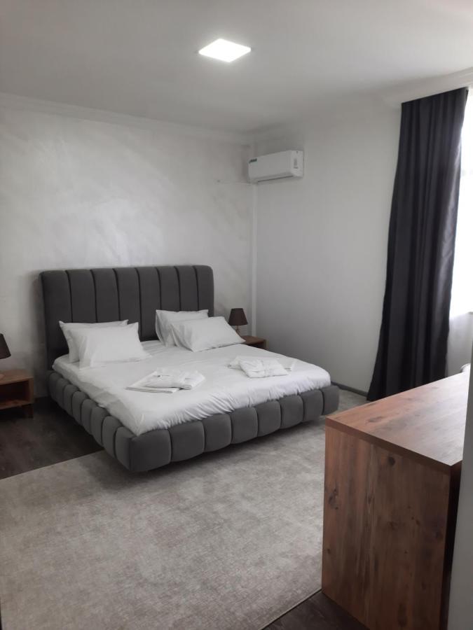 Hotel Nica Kobuleti Esterno foto
