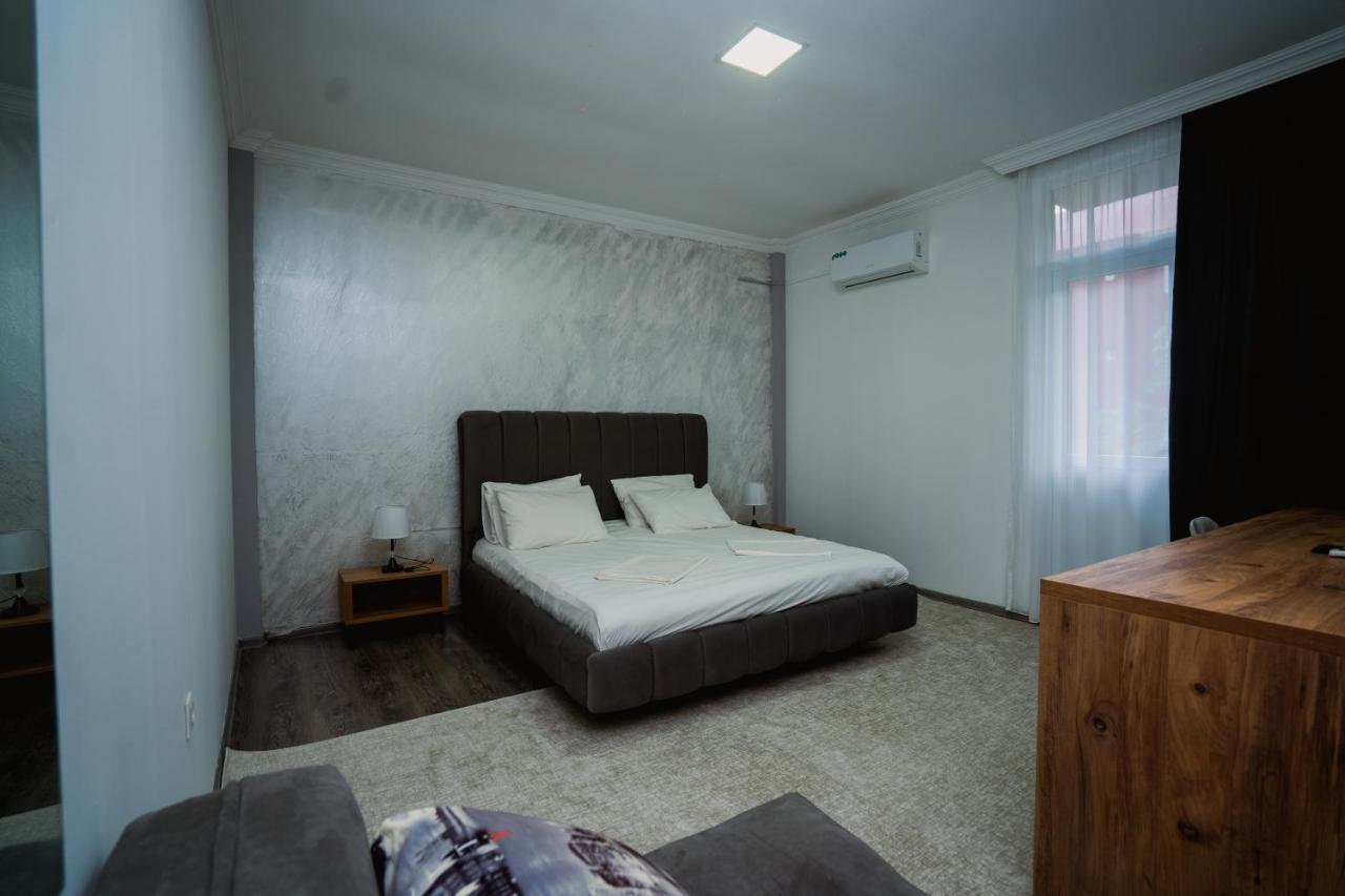 Hotel Nica Kobuleti Esterno foto