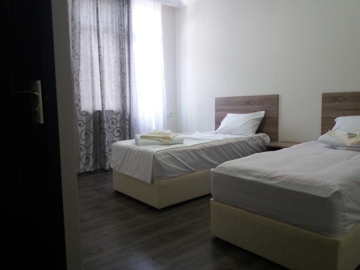 Hotel Nica Kobuleti Esterno foto